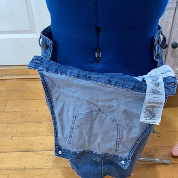 Guess overall skirt - Picture 5 of 5